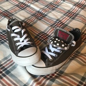 Women’s Coverse shoes- size 6